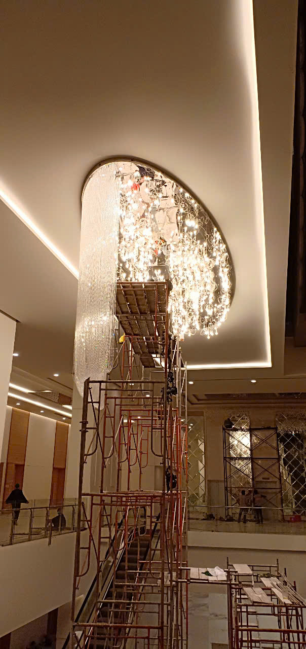 Thi công đèn chùm tại Kaiwah